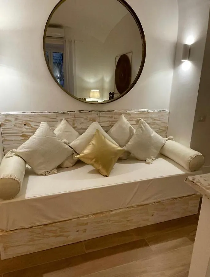 Vatican Luxury Home For 7 Guests At 30 Mt From Vatican Museum Roma
